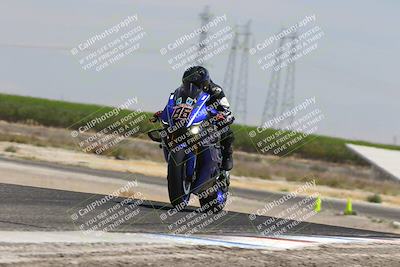 media/Aug-03-2025-TrackDaz (Sun) [[bf4a71acf9]]/B Group/1220pm (Wheelie Bump)/